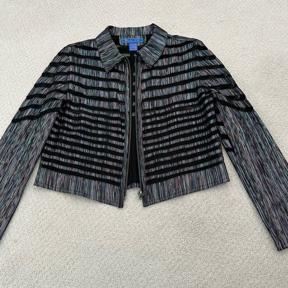 Blu Ice Zippered Long Sleeved Leather Jacket, size L - Picture 12 of 12